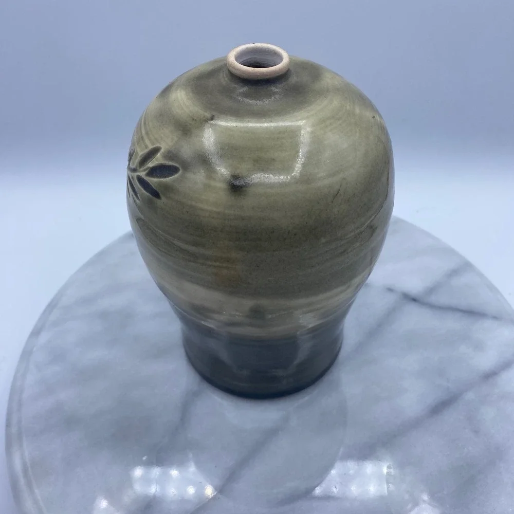 Studio Pottery Lady Fern 7in Bud Vase Green Hand Thrown Artist Signed Nature Art
